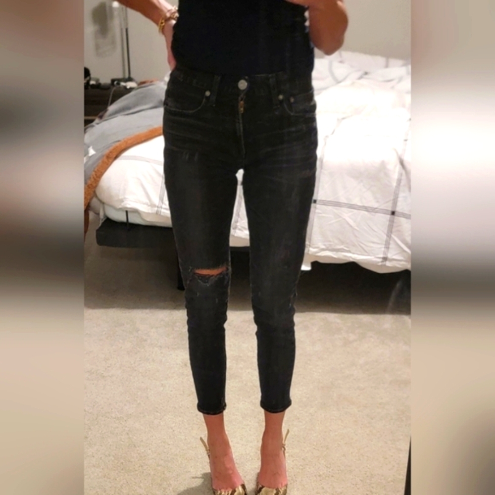 Moussy Black Distressed Ankle Jeans